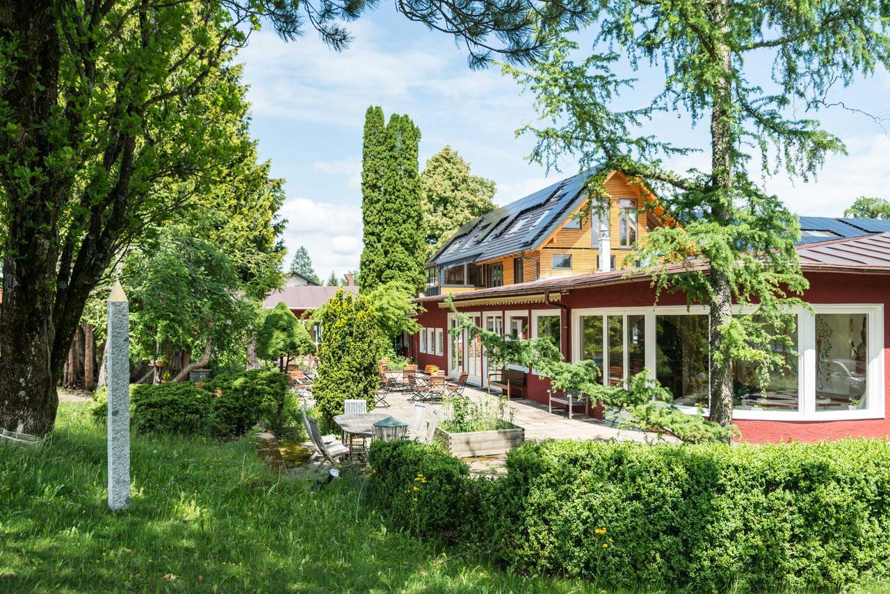 Seinz Wisdom Resort - Bio-Hotel Vegan-Vegetarisch Bad Kohlgrub Exterior foto